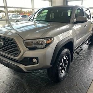 Meet your Posher, Javier